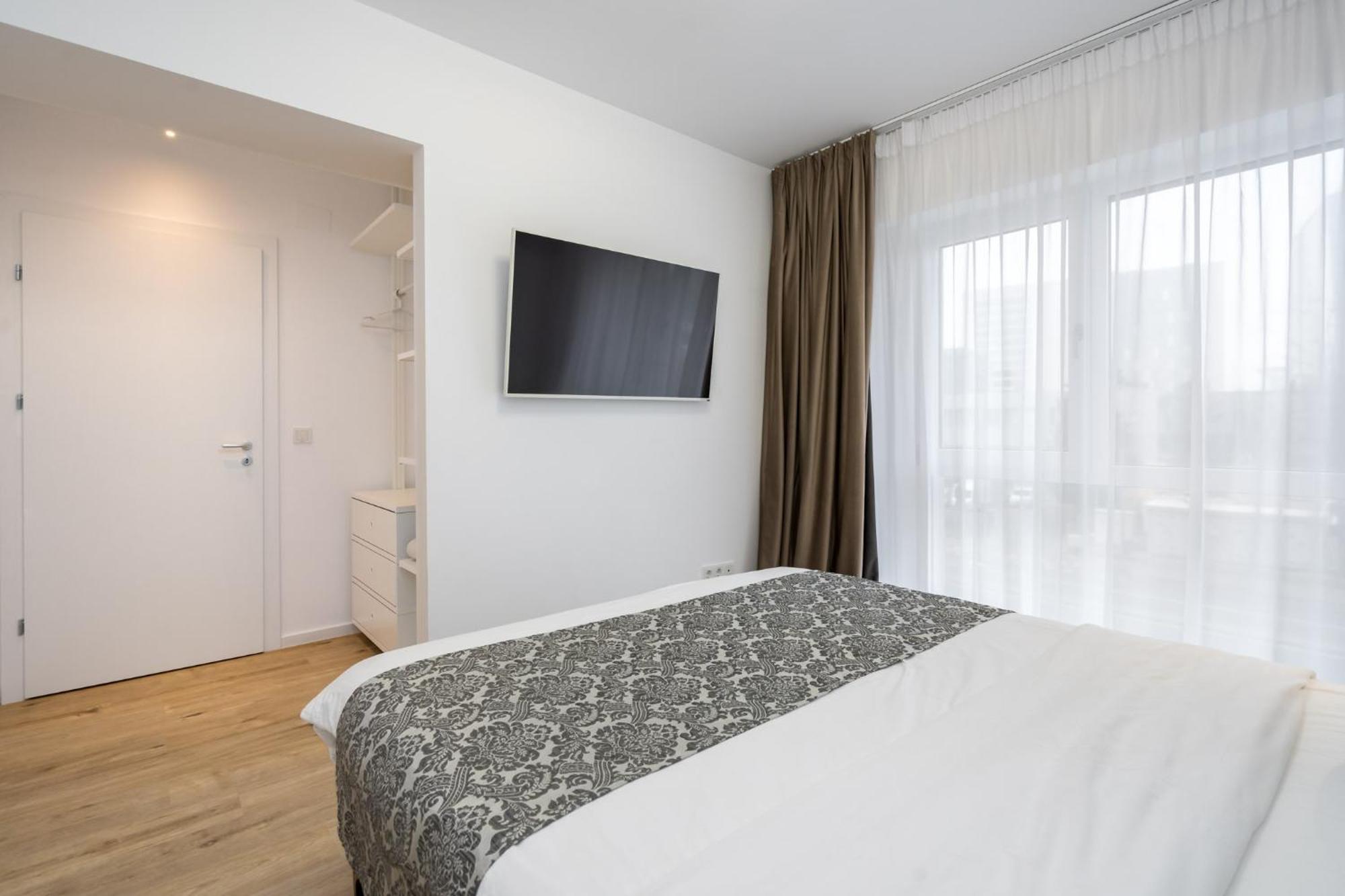 Апартаменти Breeze - Modern Escape In Pipera Бухарест Екстер'єр фото